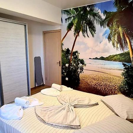 Апартаменты Apartament Mamaia Central Lac Siutghiol 2 Экстерьер фото