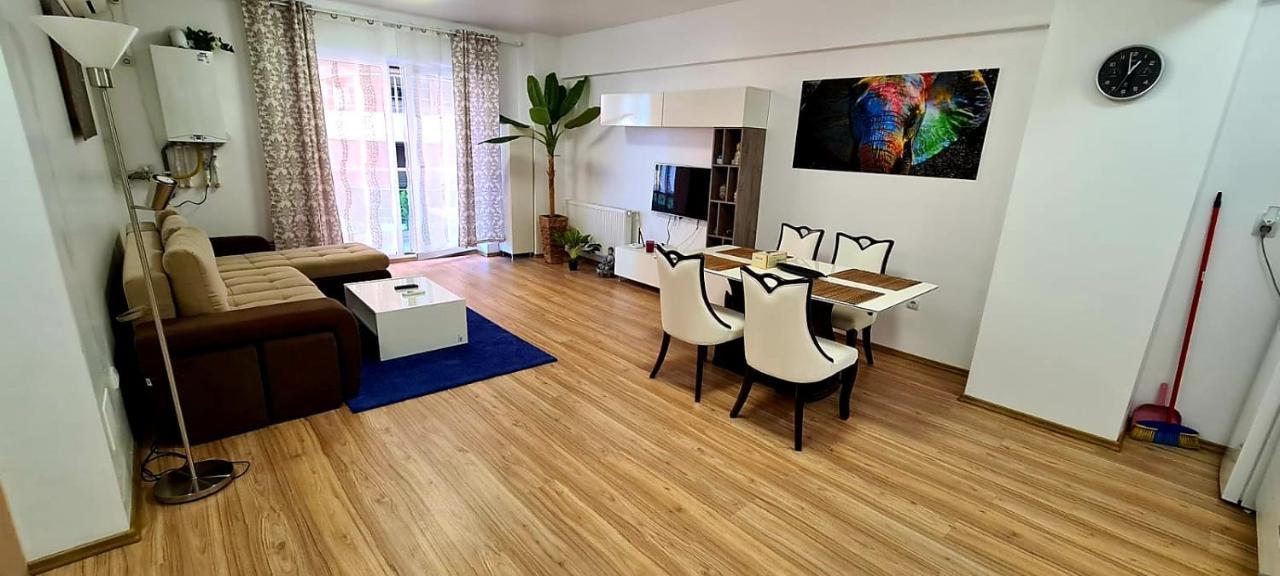 Апартаменты Apartament Mamaia Central Lac Siutghiol 2 Экстерьер фото