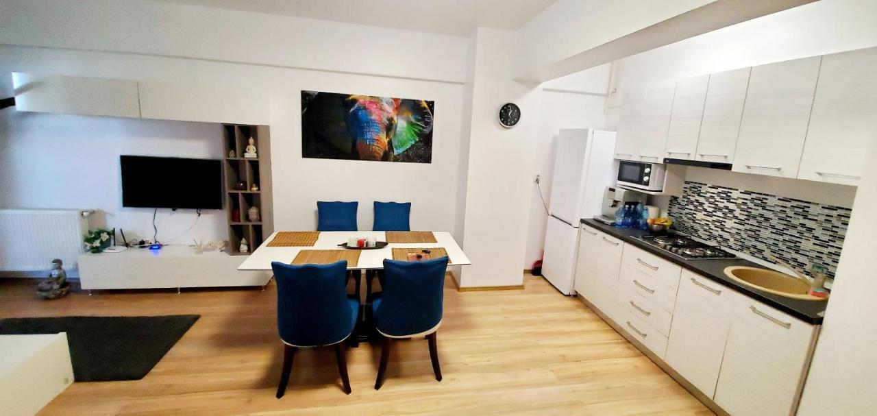 Апартаменты Apartament Mamaia Central Lac Siutghiol 2 Экстерьер фото